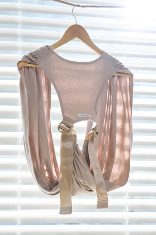 コニー抱っこ紐FLEX SoftBreeze™(サイズ調節可能 / ヘッドサポート付き 旧:Elastech™)