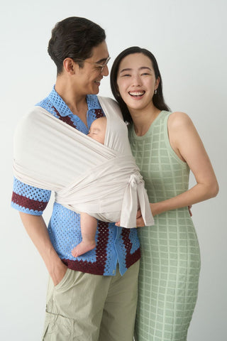 コニー抱っこ紐FLEX SoftBreeze™(サイズ調節可能 / ヘッドサポート付き 旧:Elastech™)