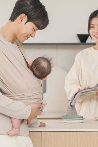 コニー抱っこ紐 SoftBreeze™ (ヘッドサポート付き 旧Elastech™)