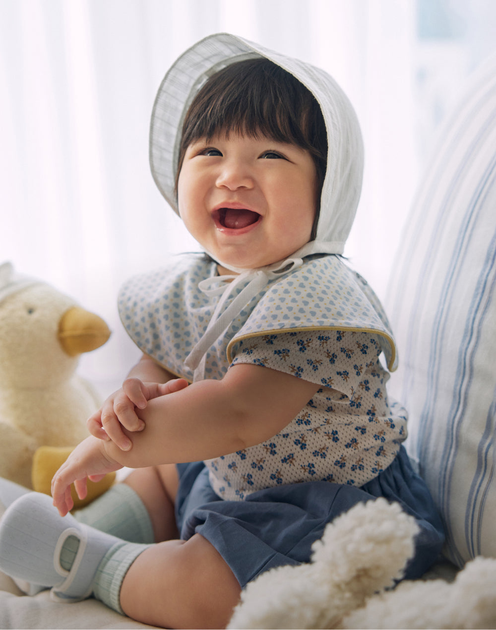 コニー | Konny | 抱っこ紐からスタイ・ベビー服まで