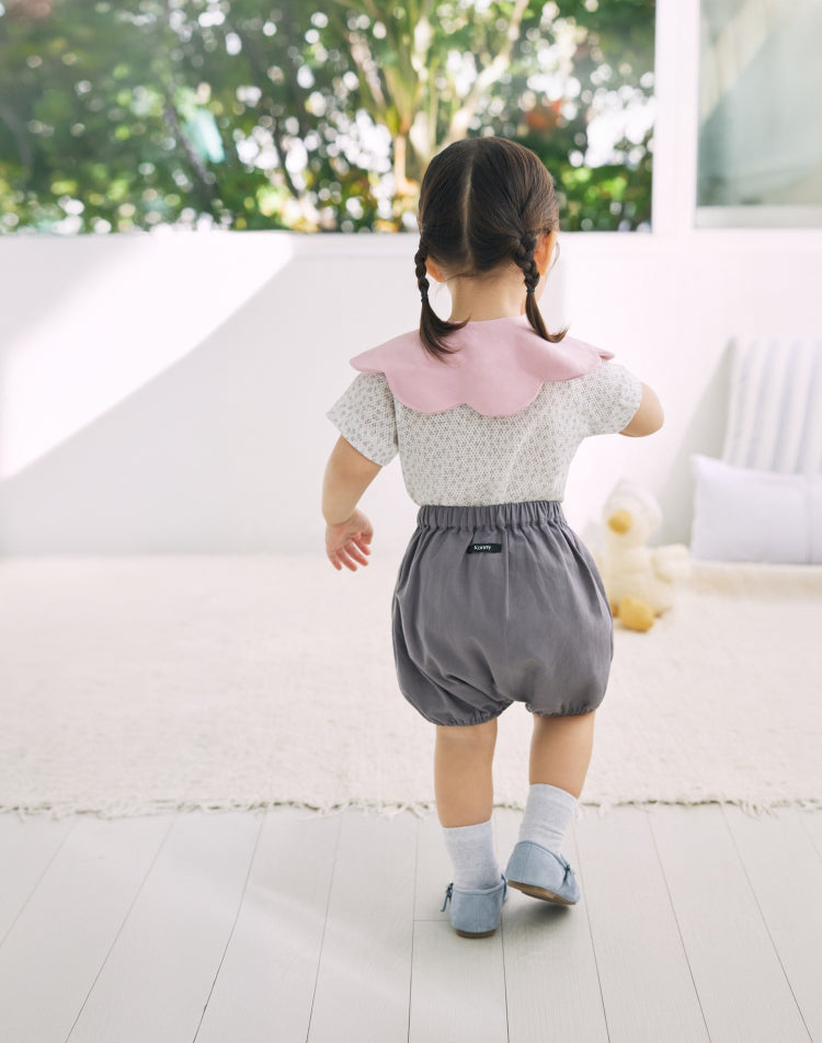 コニー | Konny | 抱っこ紐からスタイ・ベビー服まで