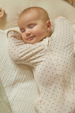 Newborn モダールスワドルスーツ